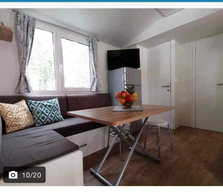 Apartman As Pirovac Exterior foto